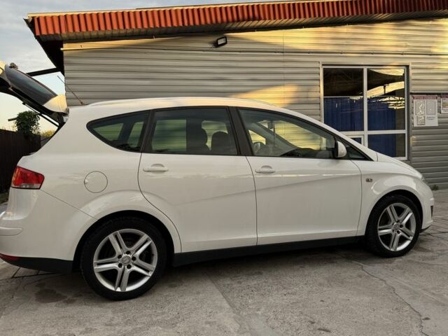 Білий Сеат Altea XL, об'ємом двигуна 1.6 л та пробігом 226 тис. км за 9200 $, фото 18 на Automoto.ua