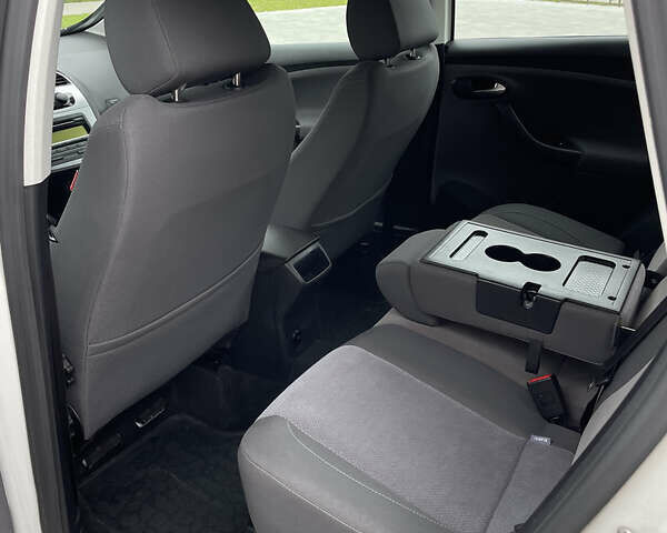Білий Сеат Altea XL, об'ємом двигуна 1.8 л та пробігом 180 тис. км за 8500 $, фото 18 на Automoto.ua