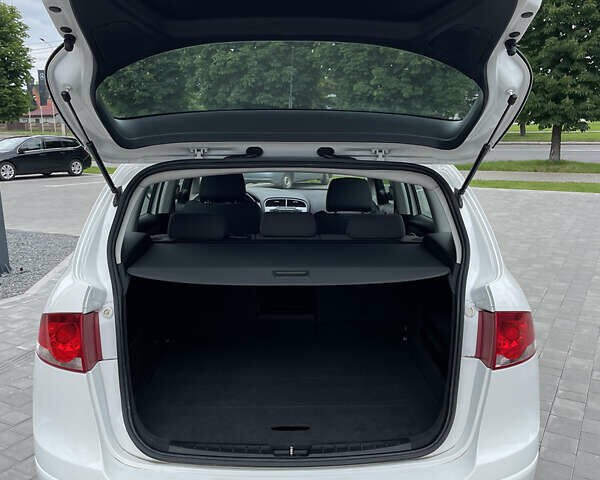 Білий Сеат Altea XL, об'ємом двигуна 1.8 л та пробігом 180 тис. км за 8500 $, фото 6 на Automoto.ua