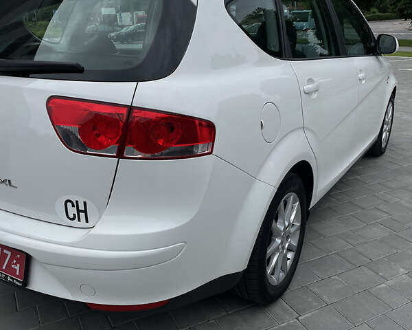 Білий Сеат Altea XL, об'ємом двигуна 1.8 л та пробігом 180 тис. км за 8500 $, фото 4 на Automoto.ua