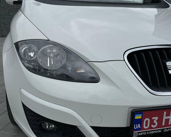 Білий Сеат Altea XL, об'ємом двигуна 1.8 л та пробігом 180 тис. км за 8500 $, фото 1 на Automoto.ua