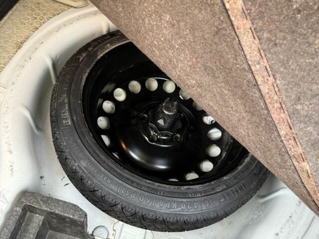 Білий Сеат Altea XL, об'ємом двигуна 1.6 л та пробігом 226 тис. км за 9200 $, фото 22 на Automoto.ua