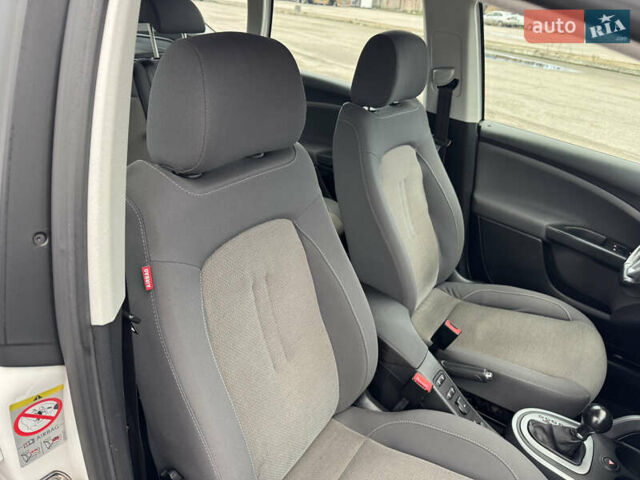 Білий Сеат Altea XL, об'ємом двигуна 1.8 л та пробігом 164 тис. км за 8700 $, фото 64 на Automoto.ua