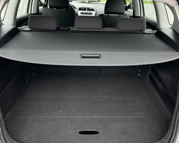 Білий Сеат Altea XL, об'ємом двигуна 1.8 л та пробігом 180 тис. км за 8500 $, фото 7 на Automoto.ua