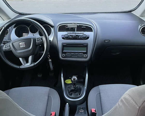 Белый Сеат Altea XL, объемом двигателя 1.4 л и пробегом 55 тыс. км за 9400 $, фото 11 на Automoto.ua