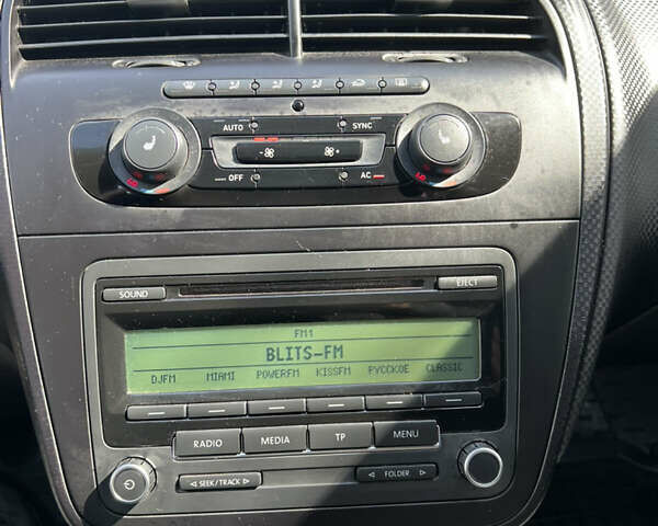 Белый Сеат Altea XL, объемом двигателя 1.6 л и пробегом 120 тыс. км за 9300 $, фото 5 на Automoto.ua