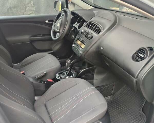 Білий Сеат Altea XL, об'ємом двигуна 1.6 л та пробігом 132 тис. км за 7500 $, фото 8 на Automoto.ua