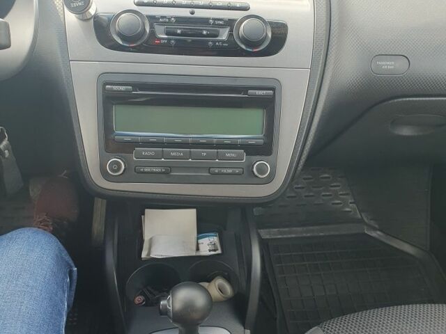 Белый Сеат Altea XL, объемом двигателя 1.6 л и пробегом 240 тыс. км за 7200 $, фото 8 на Automoto.ua