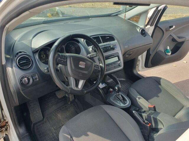 Белый Сеат Altea XL, объемом двигателя 1.6 л и пробегом 240 тыс. км за 7200 $, фото 5 на Automoto.ua