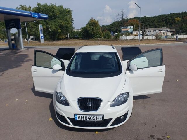 Белый Сеат Altea XL, объемом двигателя 1.6 л и пробегом 240 тыс. км за 7200 $, фото 9 на Automoto.ua