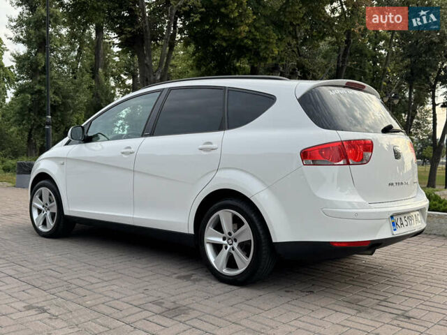 Белый Сеат Altea XL, объемом двигателя 1.6 л и пробегом 160 тыс. км за 11300 $, фото 6 на Automoto.ua