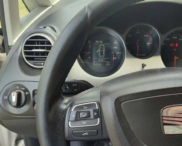 Белый Сеат Altea XL, объемом двигателя 1.6 л и пробегом 197 тыс. км за 9000 $, фото 5 на Automoto.ua