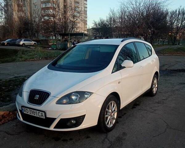 Белый Сеат Altea XL, объемом двигателя 1.6 л и пробегом 219 тыс. км за 7950 $, фото 3 на Automoto.ua