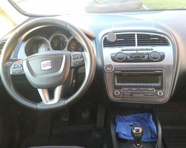 Белый Сеат Altea XL, объемом двигателя 1.6 л и пробегом 219 тыс. км за 7950 $, фото 24 на Automoto.ua