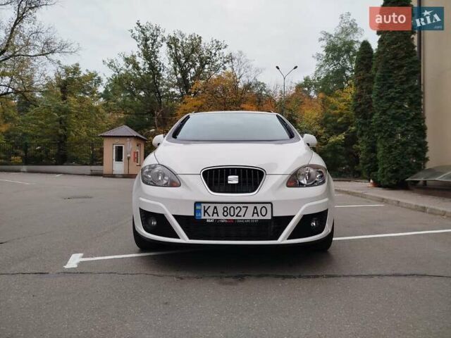 Белый Сеат Altea XL, объемом двигателя 1.6 л и пробегом 134 тыс. км за 10350 $, фото 1 на Automoto.ua