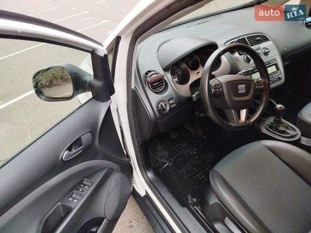 Белый Сеат Altea XL, объемом двигателя 1.6 л и пробегом 134 тыс. км за 10350 $, фото 16 на Automoto.ua