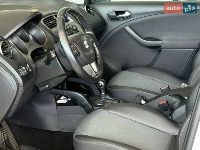 Белый Сеат Altea XL, объемом двигателя 1.6 л и пробегом 98 тыс. км за 9640 $, фото 8 на Automoto.ua