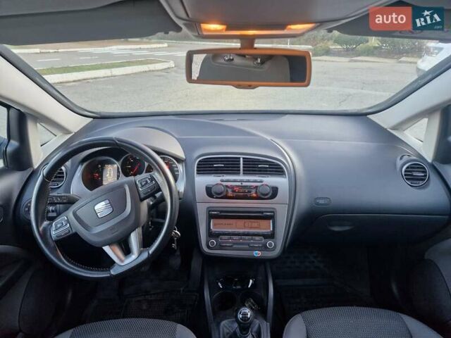 Белый Сеат Altea XL, объемом двигателя 1.6 л и пробегом 202 тыс. км за 9800 $, фото 5 на Automoto.ua