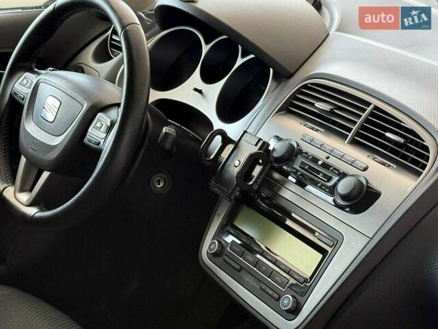 Белый Сеат Altea XL, объемом двигателя 1.6 л и пробегом 98 тыс. км за 9640 $, фото 16 на Automoto.ua