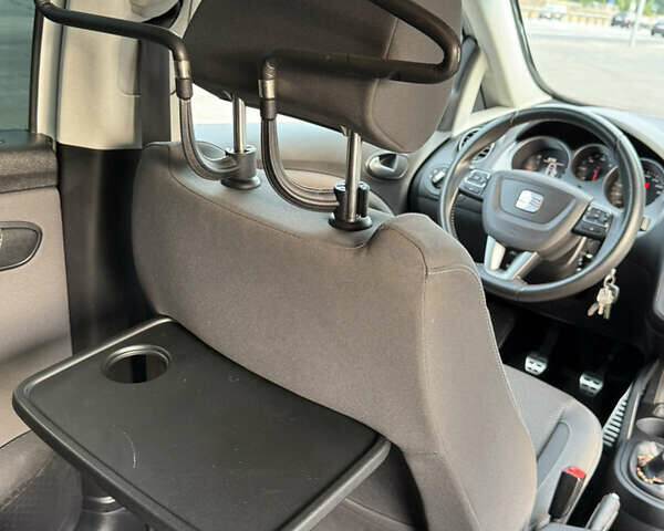 Белый Сеат Altea XL, объемом двигателя 1.6 л и пробегом 160 тыс. км за 11300 $, фото 21 на Automoto.ua