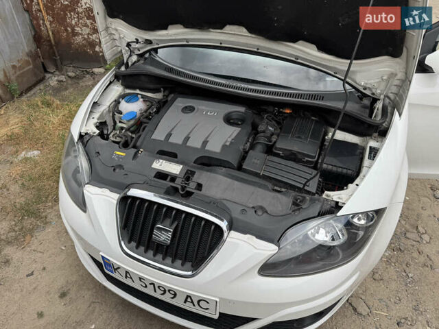 Белый Сеат Altea XL, объемом двигателя 1.6 л и пробегом 160 тыс. км за 11300 $, фото 35 на Automoto.ua