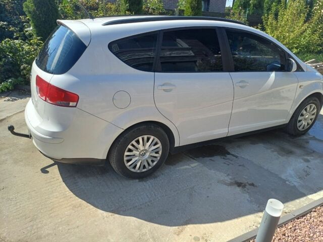 Білий Сеат Altea XL, об'ємом двигуна 1.6 л та пробігом 359 тис. км за 7700 $, фото 9 на Automoto.ua