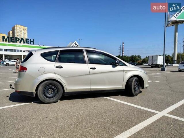 Бежевый Сеат Altea XL, объемом двигателя 1.6 л и пробегом 272 тыс. км за 6500 $, фото 18 на Automoto.ua