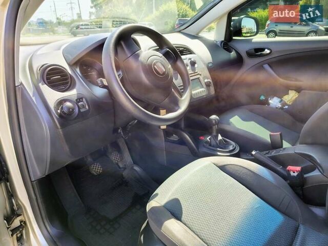 Бежевый Сеат Altea XL, объемом двигателя 1.6 л и пробегом 272 тыс. км за 6500 $, фото 16 на Automoto.ua