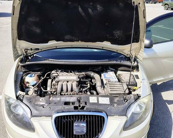 Бежевый Сеат Altea XL, объемом двигателя 1.6 л и пробегом 272 тыс. км за 6500 $, фото 27 на Automoto.ua