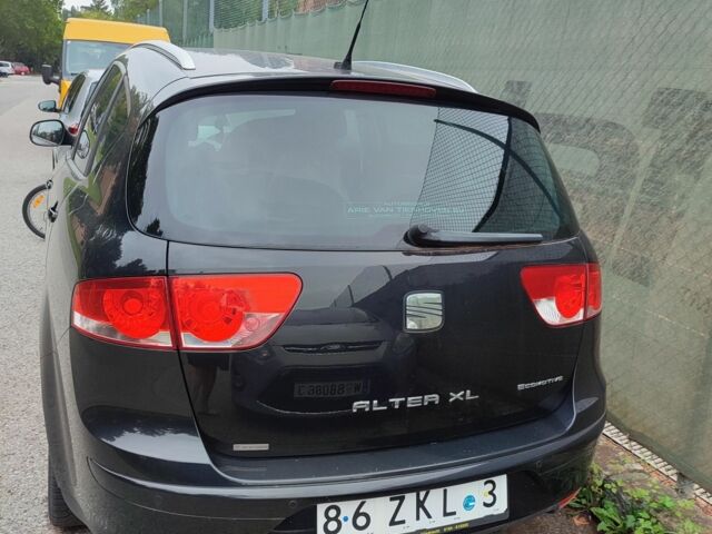 Сеат Altea XL 2012 у Києві на Automoto.ua Чорний Сеат Altea XL, об'ємом двигуна 0 л та пробігом 250 тис. км за 8775 $, фото 1 на Automoto.ua
