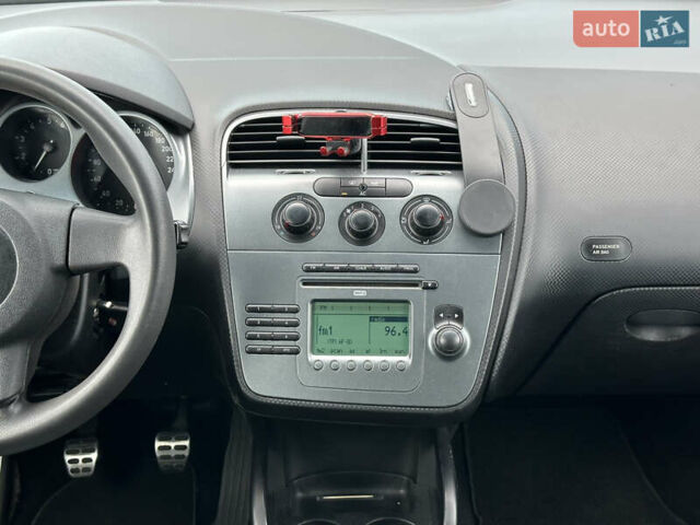 Чорний Сеат Altea XL, об'ємом двигуна 1.6 л та пробігом 293 тис. км за 5290 $, фото 47 на Automoto.ua