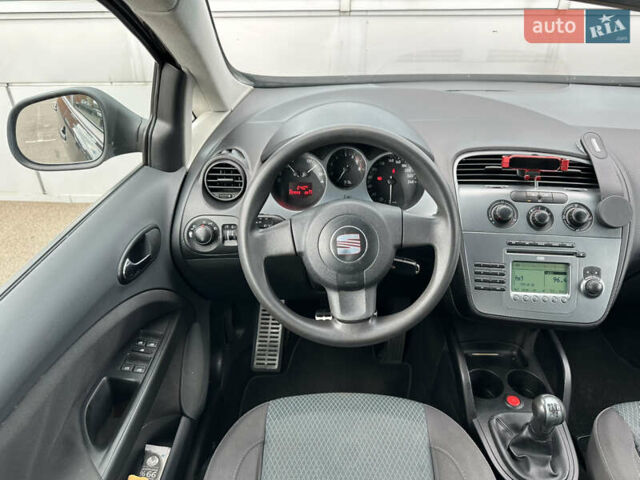 Чорний Сеат Altea XL, об'ємом двигуна 1.6 л та пробігом 293 тис. км за 5290 $, фото 51 на Automoto.ua
