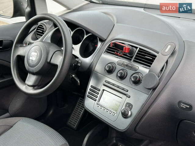 Чорний Сеат Altea XL, об'ємом двигуна 1.6 л та пробігом 293 тис. км за 5290 $, фото 43 на Automoto.ua
