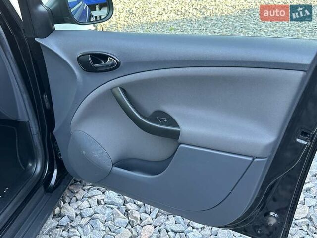 Чорний Сеат Altea XL, об'ємом двигуна 1.6 л та пробігом 171 тис. км за 7250 $, фото 94 на Automoto.ua