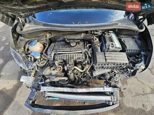 Чорний Сеат Altea XL, об'ємом двигуна 1.97 л та пробігом 200 тис. км за 2800 $, фото 1 на Automoto.ua