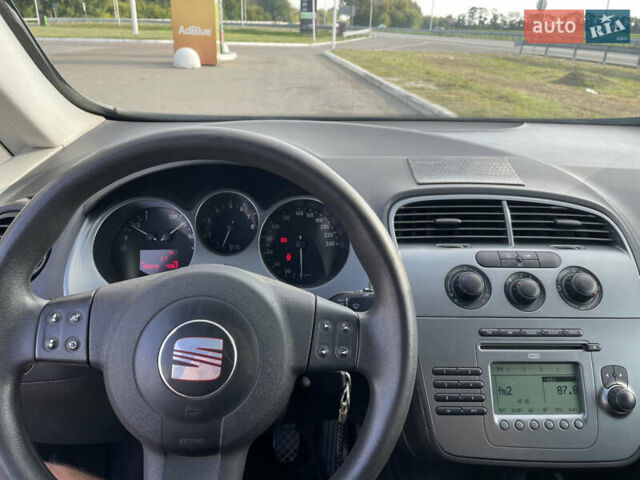 Чорний Сеат Altea XL, об'ємом двигуна 1.4 л та пробігом 196 тис. км за 6500 $, фото 6 на Automoto.ua