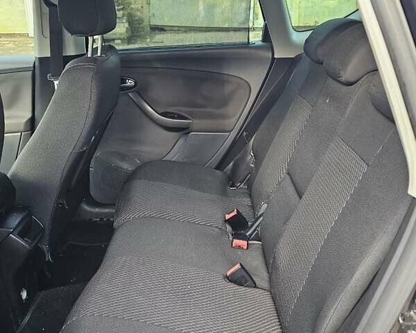 Чорний Сеат Altea XL, об'ємом двигуна 1.97 л та пробігом 200 тис. км за 2800 $, фото 9 на Automoto.ua