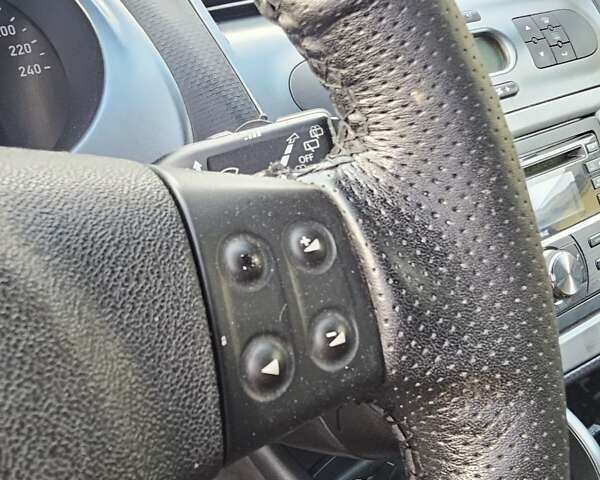 Чорний Сеат Altea XL, об'ємом двигуна 1.97 л та пробігом 200 тис. км за 2800 $, фото 10 на Automoto.ua