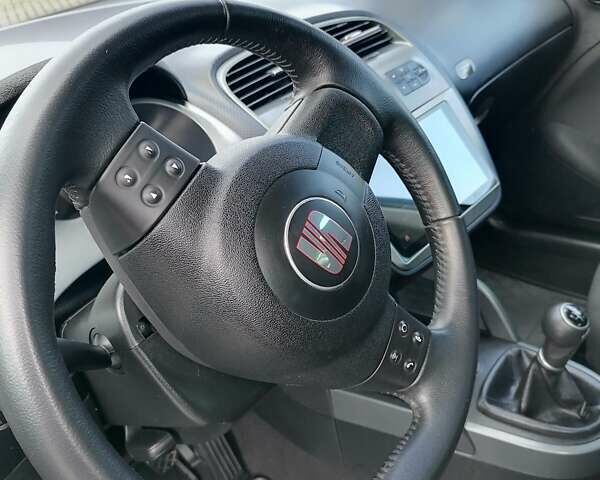 Чорний Сеат Altea XL, об'ємом двигуна 1.8 л та пробігом 123 тис. км за 6200 $, фото 14 на Automoto.ua