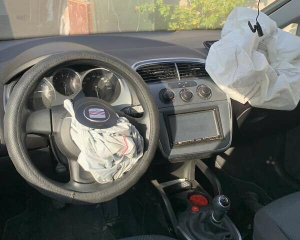 Чорний Сеат Altea XL, об'ємом двигуна 1.4 л та пробігом 204 тис. км за 2200 $, фото 2 на Automoto.ua