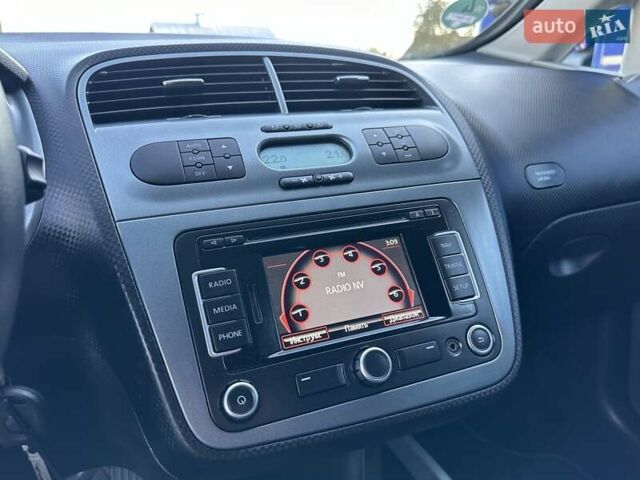Чорний Сеат Altea XL, об'ємом двигуна 1.6 л та пробігом 171 тис. км за 7250 $, фото 58 на Automoto.ua