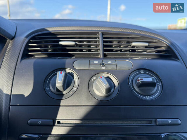 Сеат Altea XL 2009 в Житомире на Automoto.ua Черный Сеат Altea XL, объемом двигателя 1.39 л и пробегом 222 тыс. км за 5900 $, фото 20 на Automoto.ua