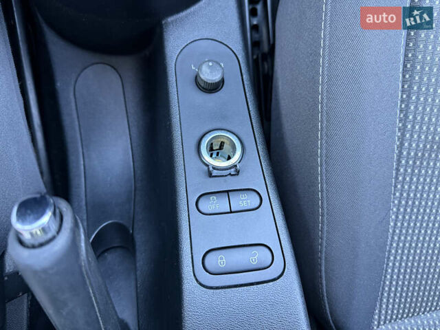 Сеат Altea XL 2009 в Житомире на Automoto.ua Черный Сеат Altea XL, объемом двигателя 1.39 л и пробегом 222 тыс. км за 5900 $, фото 18 на Automoto.ua