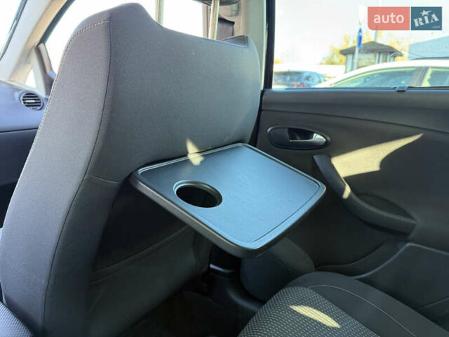 Сеат Altea XL 2009 в Житомире на Automoto.ua Черный Сеат Altea XL, объемом двигателя 1.39 л и пробегом 222 тыс. км за 5900 $, фото 21 на Automoto.ua