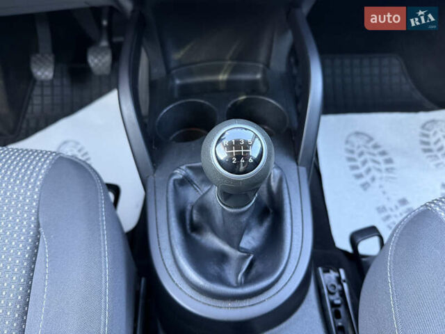 Сеат Altea XL 2009 в Житомире на Automoto.ua Черный Сеат Altea XL, объемом двигателя 1.39 л и пробегом 222 тыс. км за 5900 $, фото 17 на Automoto.ua