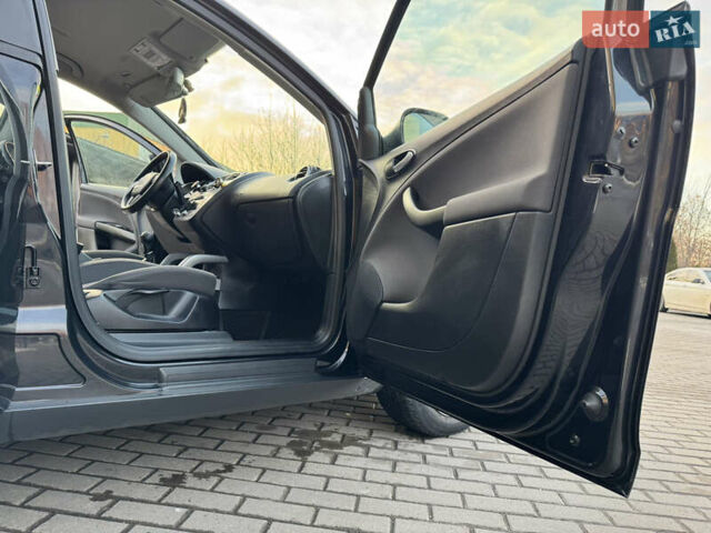 Чорний Сеат Altea XL, об'ємом двигуна 1.2 л та пробігом 191 тис. км за 5950 $, фото 60 на Automoto.ua