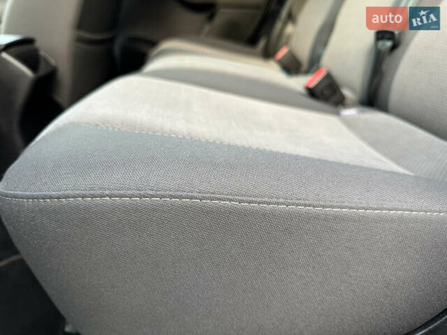 Чорний Сеат Altea XL, об'ємом двигуна 1.2 л та пробігом 191 тис. км за 5950 $, фото 42 на Automoto.ua