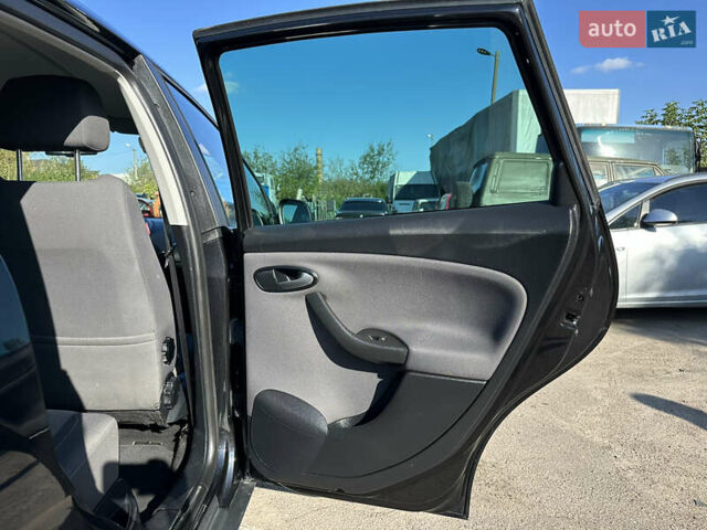 Чорний Сеат Altea XL, об'ємом двигуна 1.4 л та пробігом 176 тис. км за 6800 $, фото 12 на Automoto.ua