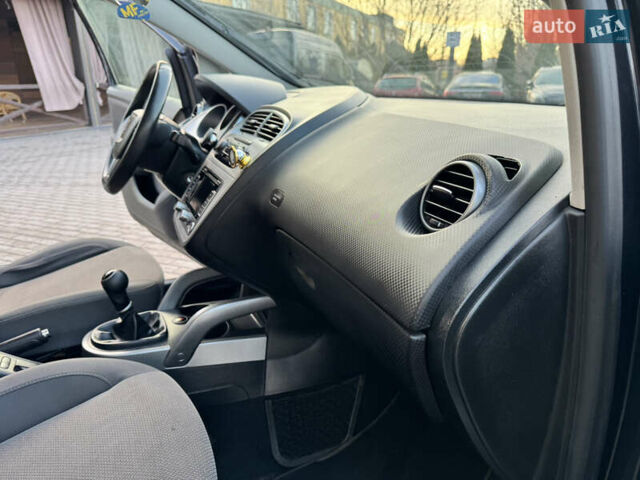 Чорний Сеат Altea XL, об'ємом двигуна 1.2 л та пробігом 191 тис. км за 5950 $, фото 64 на Automoto.ua