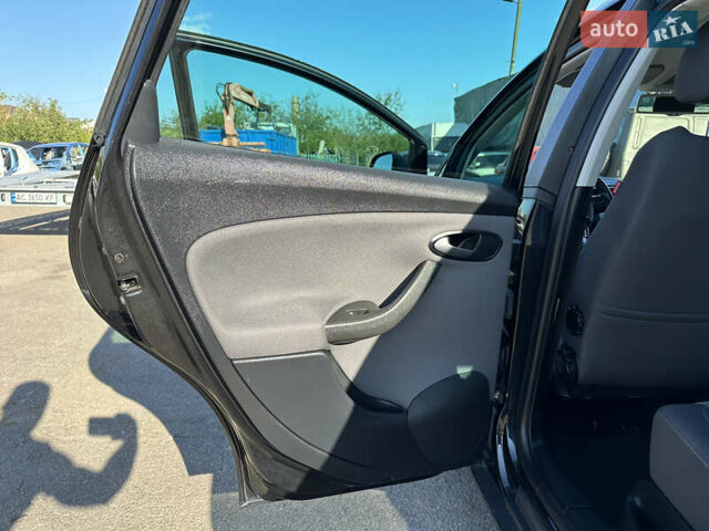 Чорний Сеат Altea XL, об'ємом двигуна 1.4 л та пробігом 176 тис. км за 6800 $, фото 15 на Automoto.ua